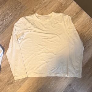 lululemon athletica Cream swiftly RELAXED long sleeve tee